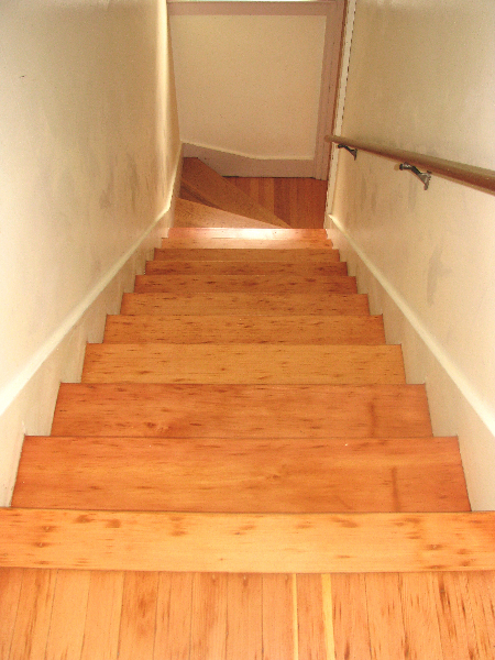 Salem Oregon fir staircase refinish - after